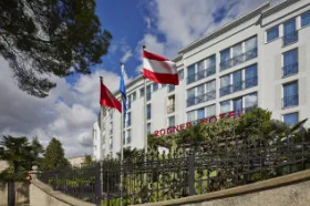 Rogner Hotel Tirana (PKT)